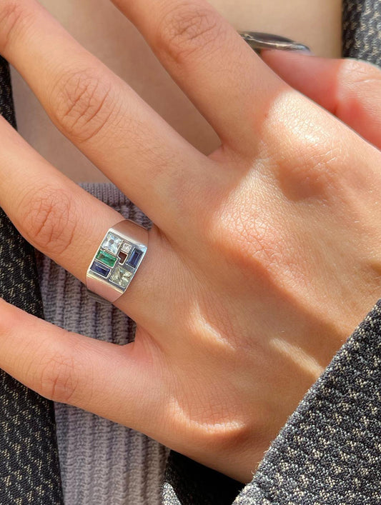 Poetic Mind Blue Sapphire Ring - 14k White Gold