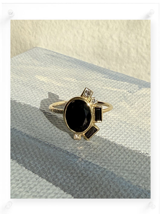 Bauhaus Sophisticated Black Onyx Ring