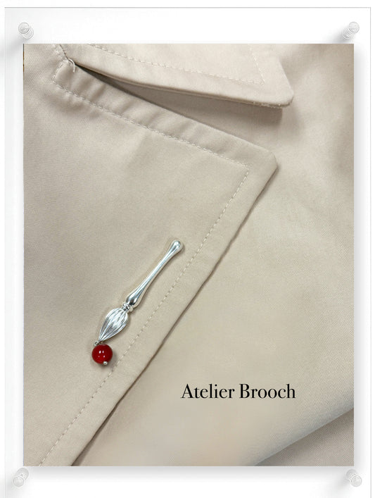 Atelier Brush Brooch - Coral